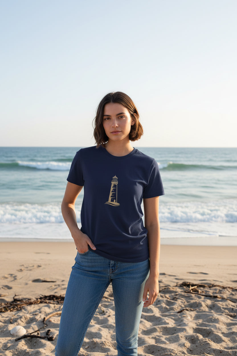 Maritimes Damen T-Shirt mit Leuchtturm-Motiv – Nordsee-Serie Premium Baumwolle